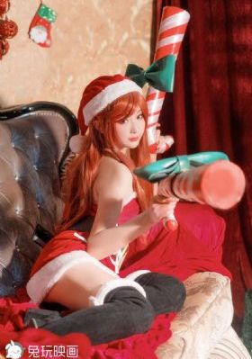 苏一柔在公厕被灌满jing液