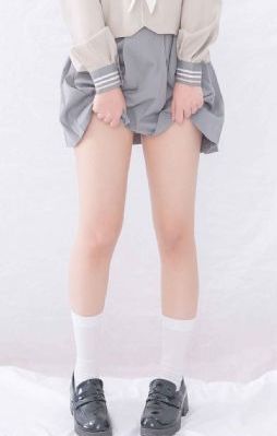 奇怪的邻居