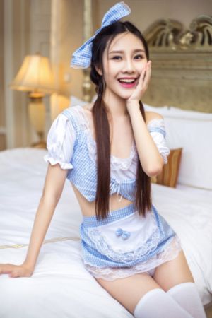 26岁女高中生动漫