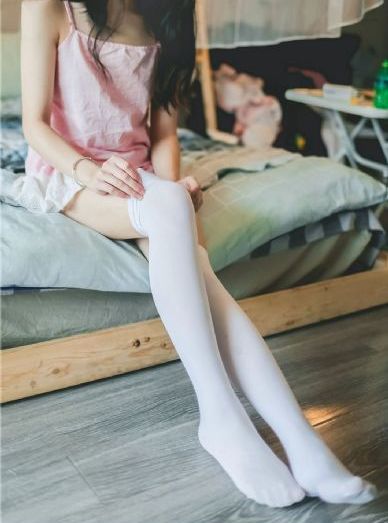 空既是色