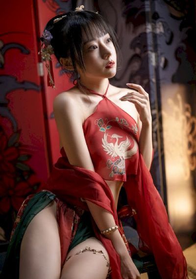 免费美女视频